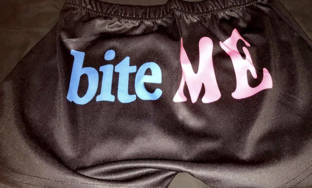 Bite Me Shorts Size Small!!